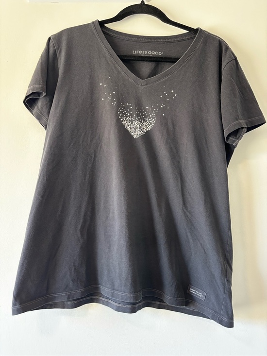 Life Is Good Tops - Life Is Good Black V-Neck Tee with Heart Graphic - Large